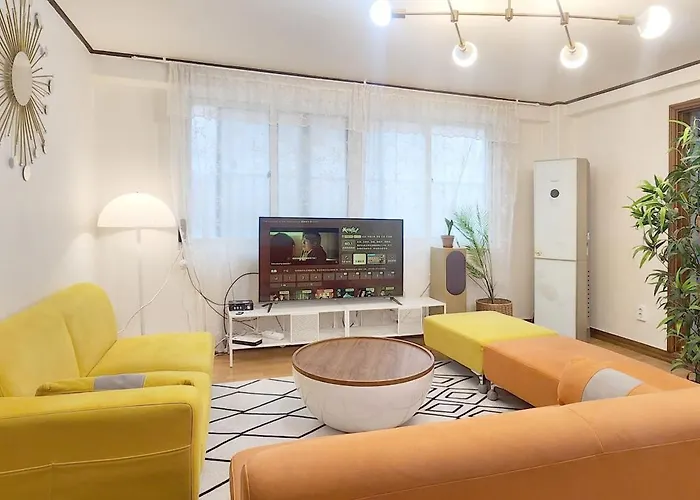 연지 아트하우스 White Linen House *