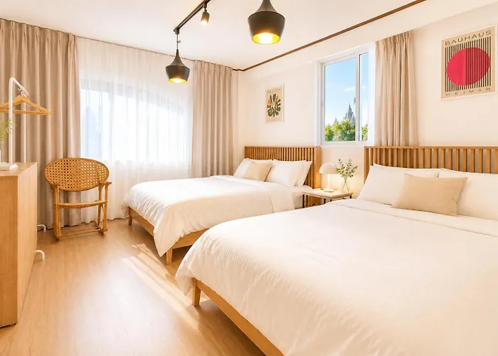 연지 아트하우스 White Linen House Apartment