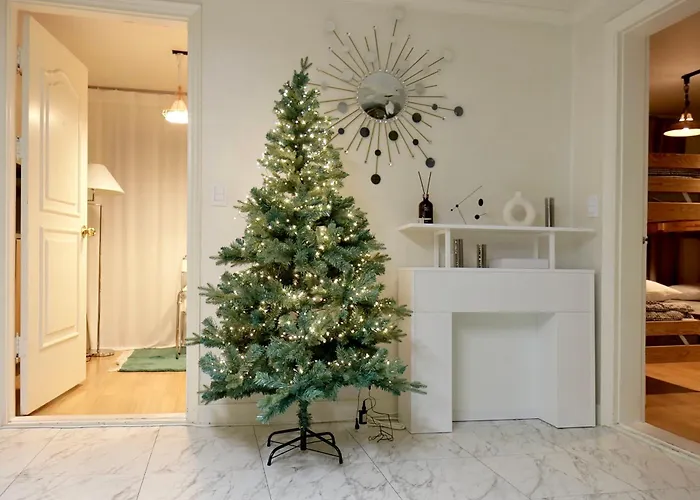 연지 아트하우스 White Linen House Apartment